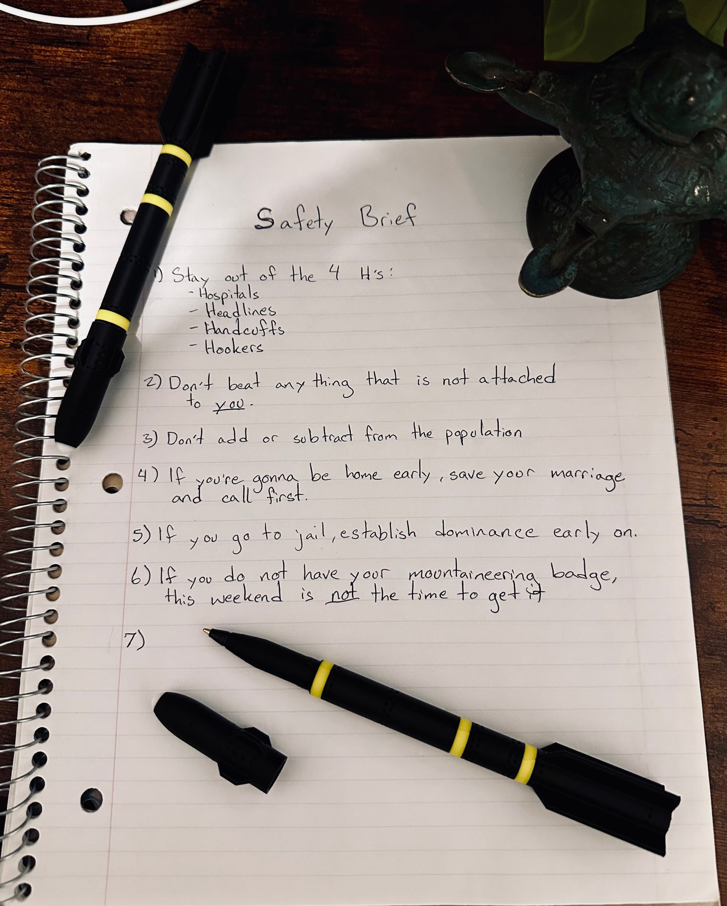 B&B AGM pen